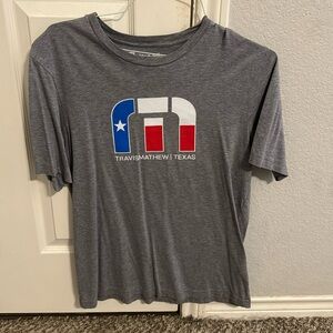 Men’s medium Travis Mathew t shirt